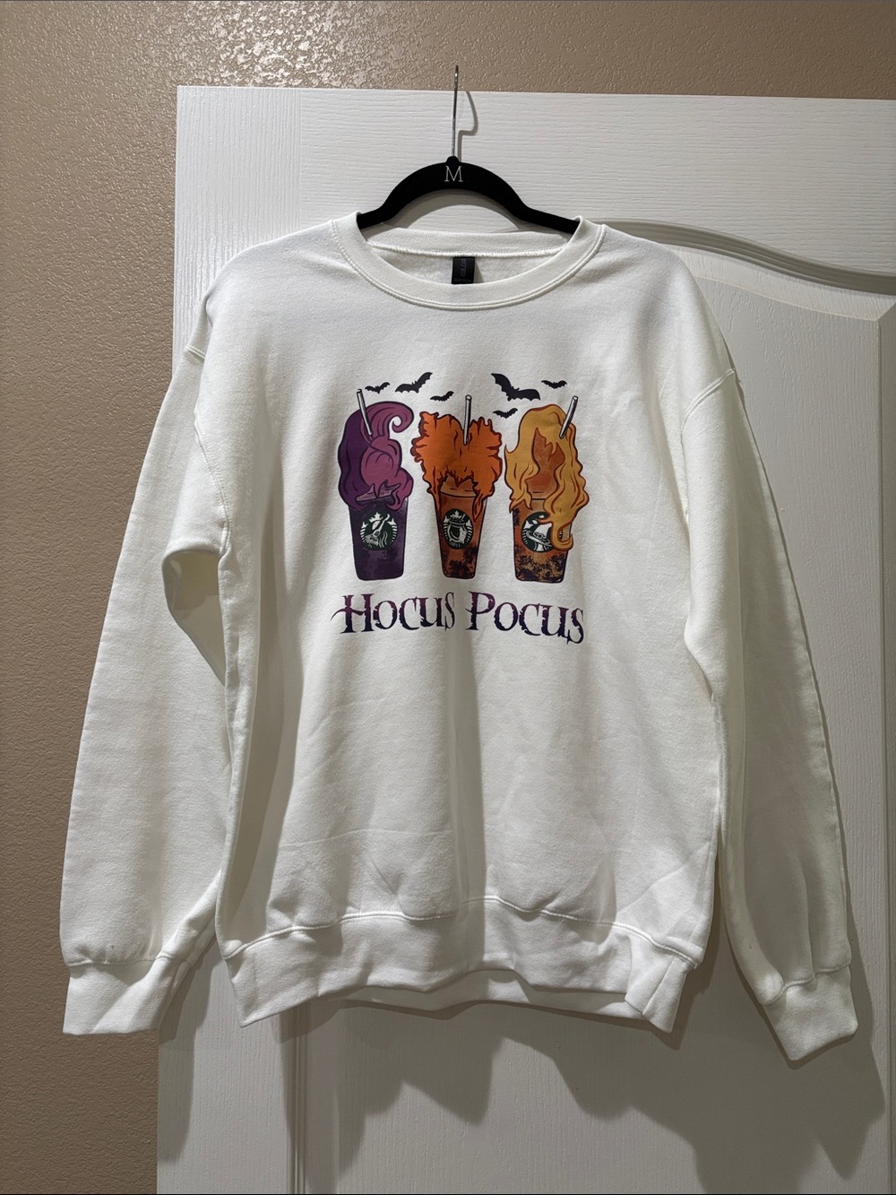Gildan White Hocus Pocus Graphic Crewneck Sweatshirt